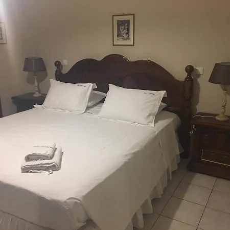 Apartment Dimaras *